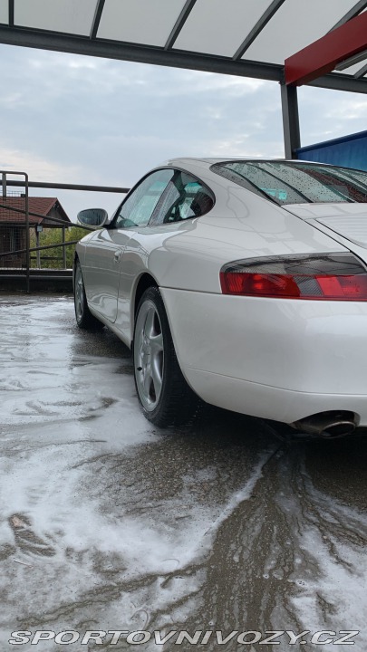Porsche 911 996 Carrera 4 2001 po GO 2001