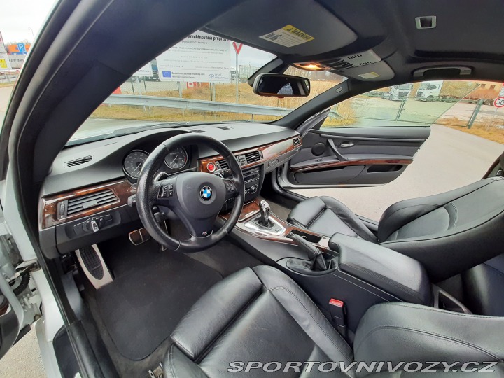 BMW 3 335 is E92 M SPORT origo 2010