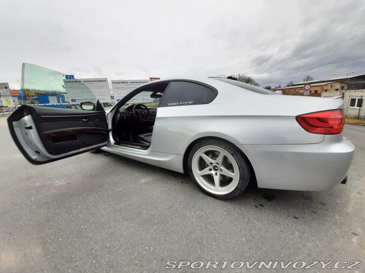 BMW 3 335 is E92 M SPORT origo 2010