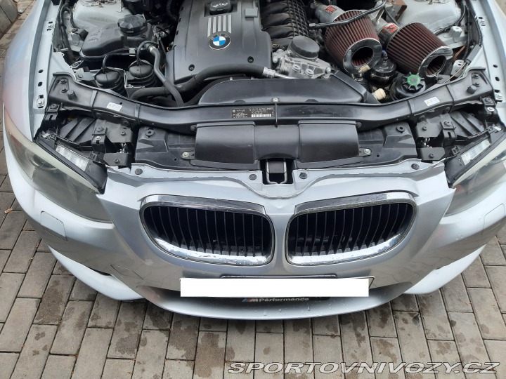 BMW 3 335 is E92 M SPORT origo 2010