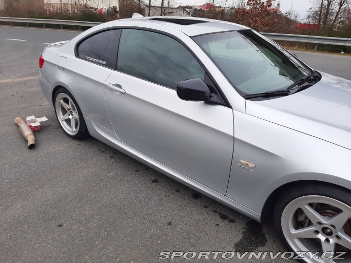 BMW 3 335 is E92 M SPORT origo 2010