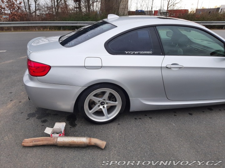 BMW 3 335 is E92 M SPORT origo 2010