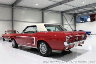 Ford Mustang Coupe V8, V ČR 1967