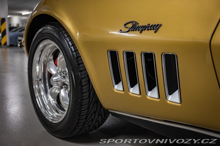 Chevrolet Corvette C3 Stingray 5.7 V8 manuál 1969