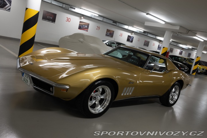 Chevrolet Corvette C3 Stingray 5.7 V8 manuál 1969