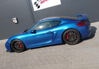 Porsche Cayman 981 GT4 2016
