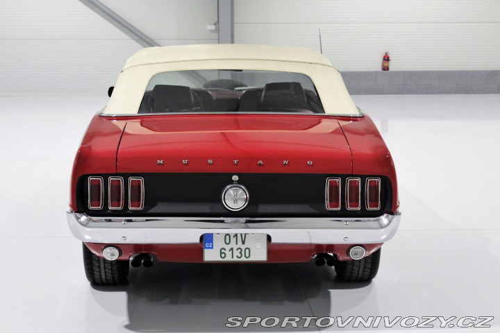 Ford Mustang Manual, V ČR 1969