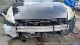 Nissan 370 Z byl krásný, hav. Málo km 2014