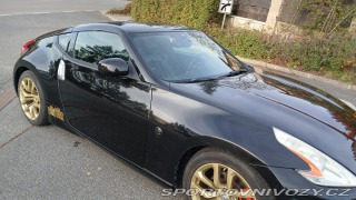 Nissan 370 Z krásný, facelift, málo km 2014