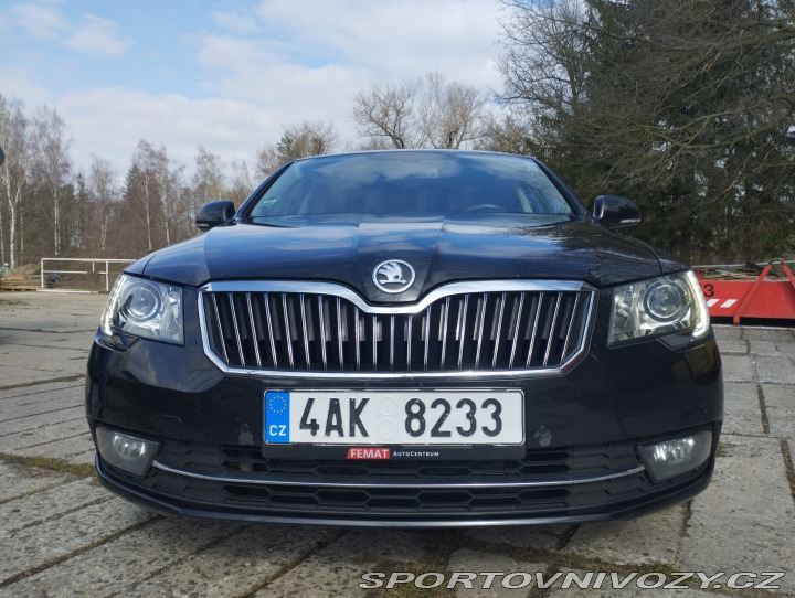 Škoda Superb V6 3.6 2014 Laurin 2014