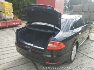 Škoda Superb V6 3.6 2014 Laurin 2014