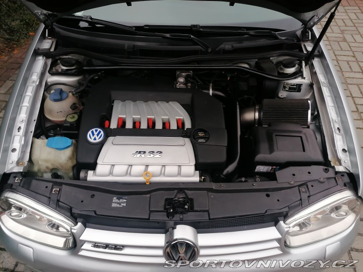 Volkswagen Golf R32 iv Turbo 2002