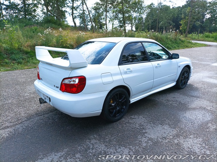 Subaru Impreza STi JDM 2003 bílá prodáno 2003