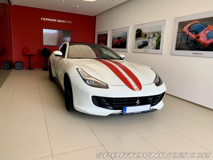 Ferrari GTC4Lusso 1. majitel CZ 2019