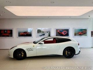 Ferrari GTC4Lusso 1. majitel CZ 2019