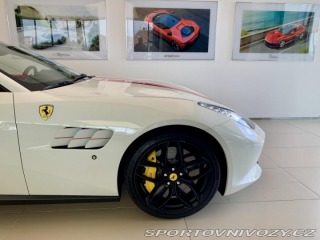 Ferrari GTC4Lusso 1. majitel CZ 2019