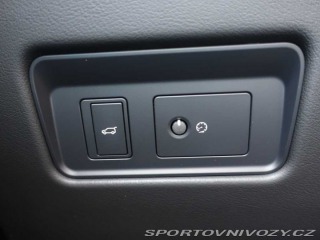 Jaguar F-Pace 5,0 SVR P550 4x4 automat 2023