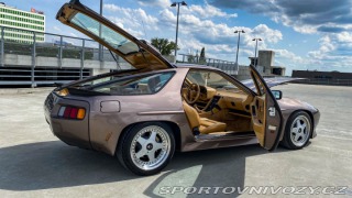Porsche 928 1984