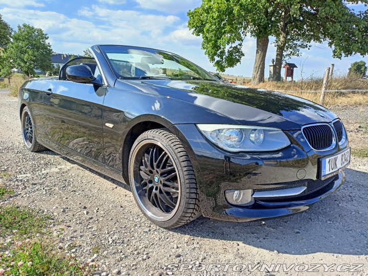 BMW 3 E93 318i kabriolet 2011