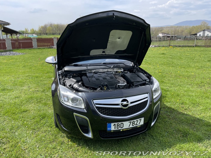 Opel Insignia OPC  2011