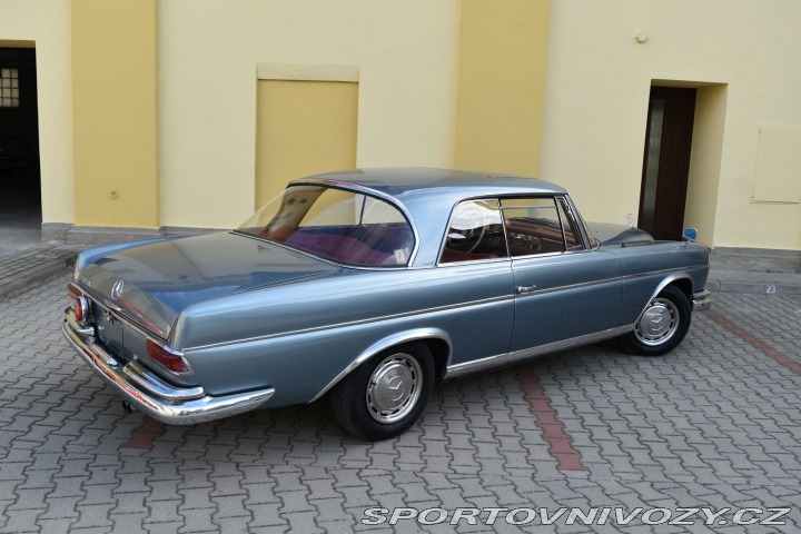 Mercedes-Benz Ostatní modely 220 SEb Coupe 1963