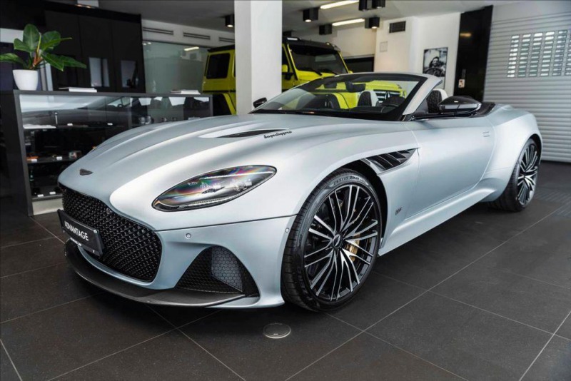 Aston Martin DBS V12 Superleggera Volante/