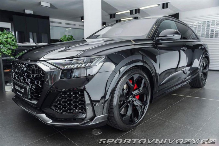 Audi RS Q8 quattro/Sedadla RS/B& 1800