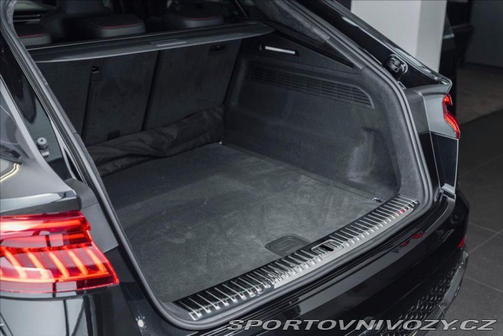 Audi RS Q8 quattro/Sedadla RS/B& 1800