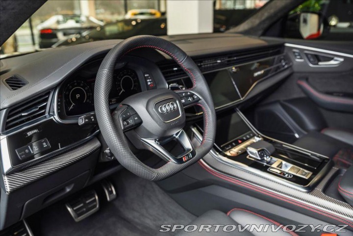 Audi RS Q8 quattro/Sedadla RS/B& 1800