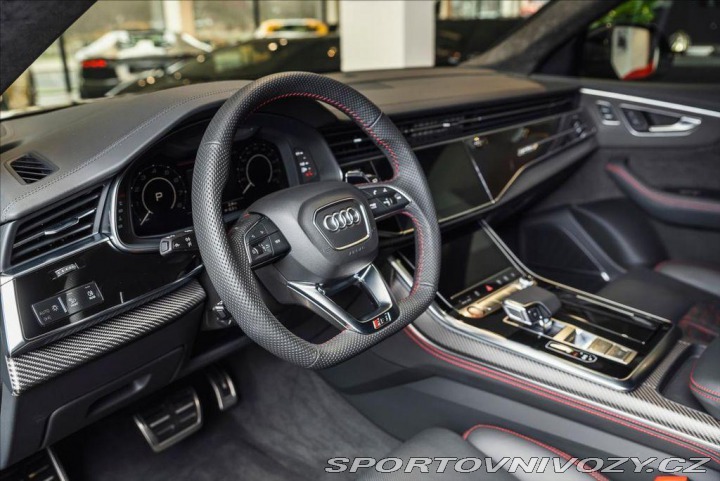 Audi RS Q8 quattro/Sedadla RS/B& 2023