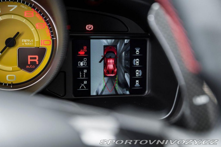 Ferrari F8 Spider /360°/JBL/Lift/Car 2021