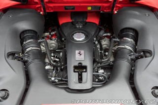 Ferrari F8 Spider /360°/JBL/Lift/Car 2021