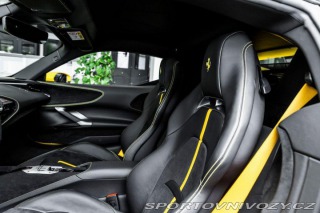 Ferrari SF90 Stradale Komfortsitze/Lif 2023