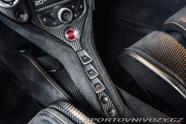McLaren 765LT 2021