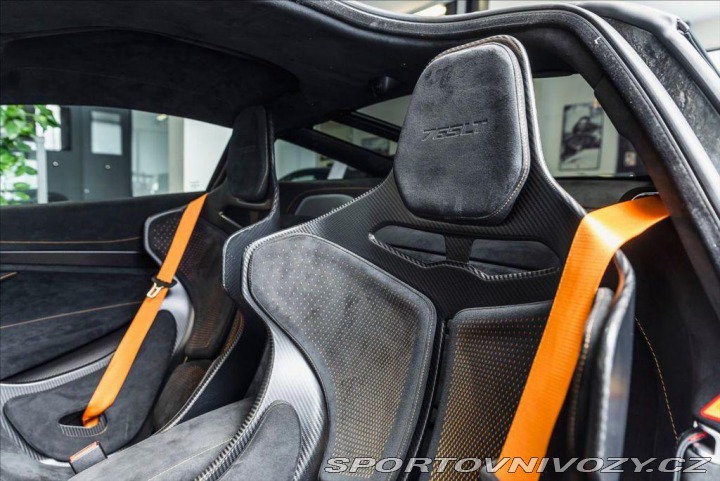 McLaren 765LT 2021