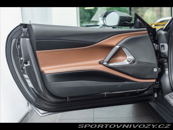 Ferrari 812 GTS 1800