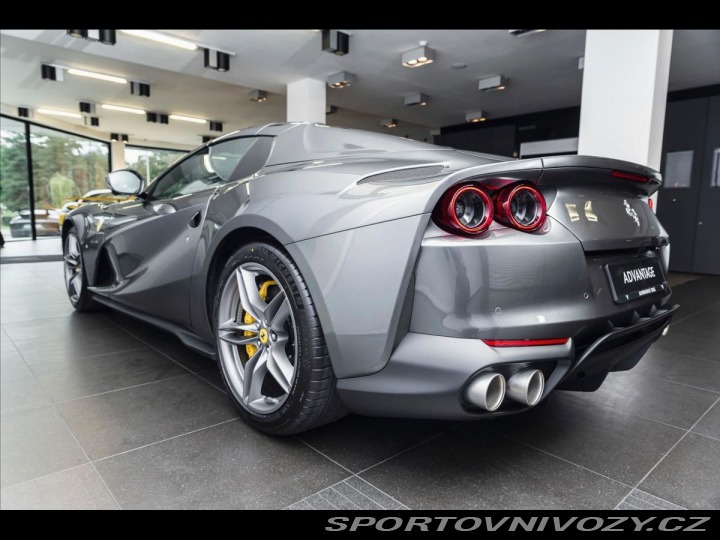 Ferrari 812 GTS 1800