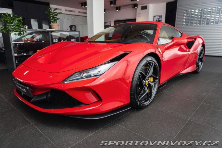 Ferrari F8 Tributo Coupé DCT 1800