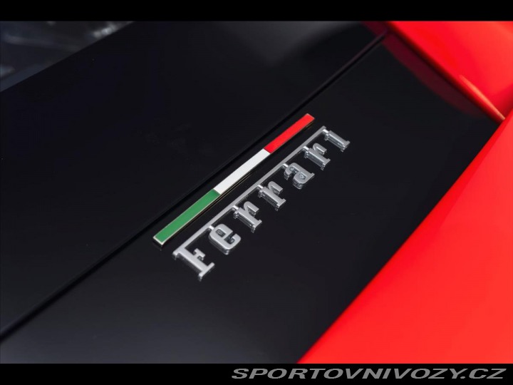 Ferrari F8 Tributo 2020