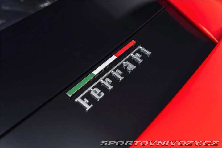 Ferrari F8 Tributo Coupé DCT 1800