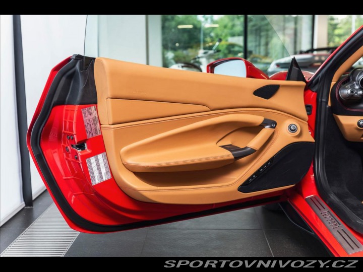 Ferrari F8 Tributo 2020