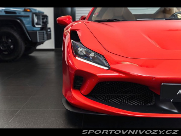 Ferrari F8 Tributo 2020