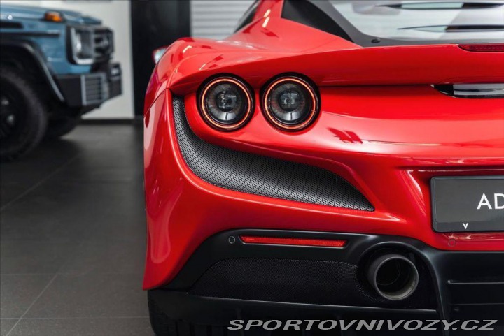 Ferrari F8 Tributo Coupé DCT 2020