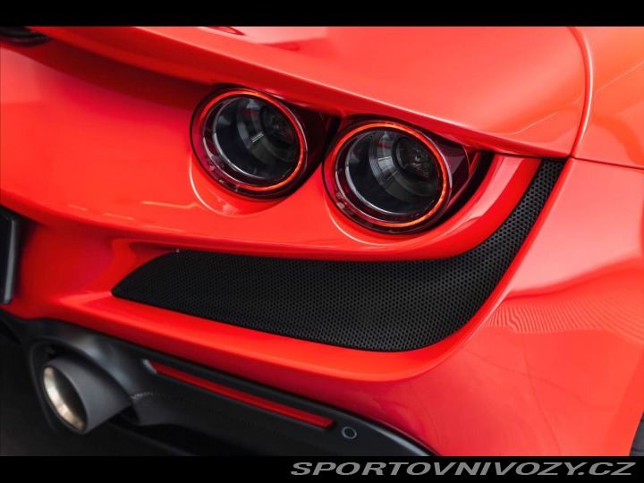 Ferrari F8 Tributo 2020