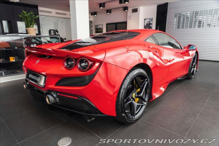 Ferrari F8 Tributo Coupé DCT 2020