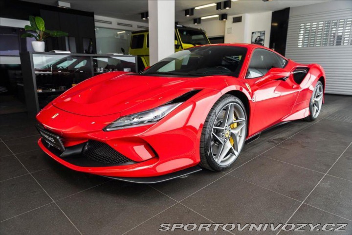 Ferrari F8 Tributo Coupé DCT/360°/20 1800