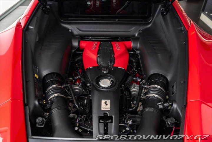 Ferrari F8 Tributo Coupé DCT/360°/20 1800