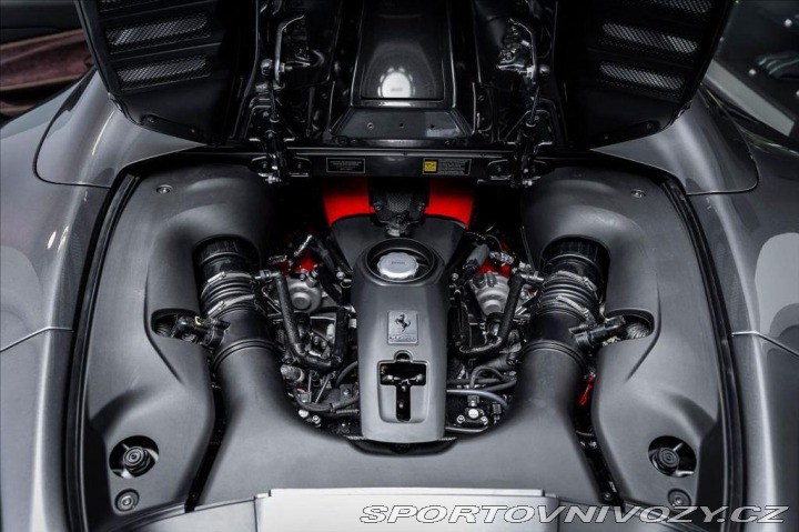 Ferrari F8 Spider/360°/AFS/Lifting/D 1800