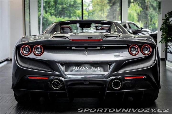 Ferrari F8 Spider/360°/AFS/Lifting/D 1800