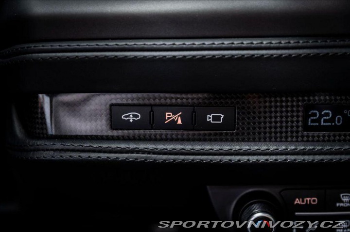 Ferrari F8 Spider/Lift/Kamera/PDC/El 1800